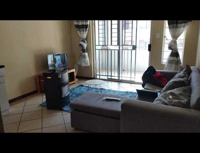 2 BEDROOM PROPERTY TO RENT IN DIE HOEWES